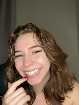 Snapshot of Aneruivinhaa chatting on 02/13/26, 06:53 Aneruivinhaa online show from 02/13/26, 06:53