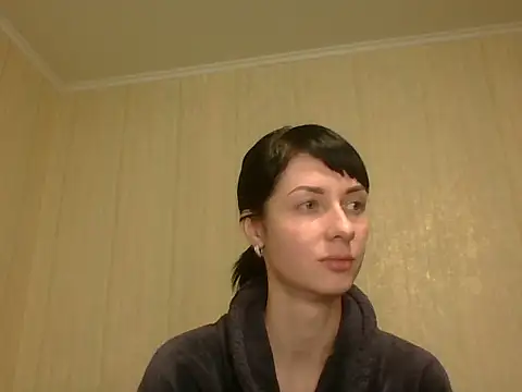 Snapshot of _OnyxQueen_ chatting on 02/17/26, 06:47 OnyxQueen online show from 02/17/26, 06:47