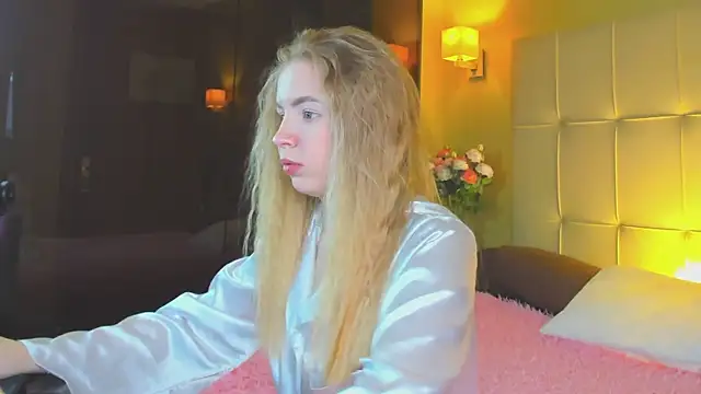 Linda  Bloom online show from 04/06/26, 01:03