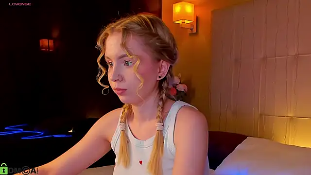 Linda  Bloom online show from 04/19/26, 12:43