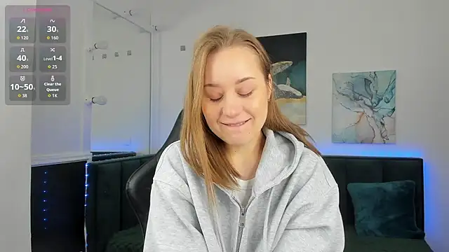 Snapshot of me1issa_sss chatting on 02/16/26, 01:13 me1issa sss online show from 02/16/26, 01:13