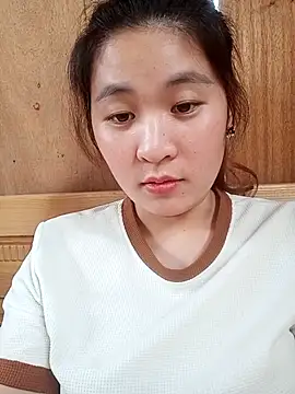 Snapshot of -Datini- chatting on 02/17/26, 07:38 -Datini- online show from 02/17/26, 07:38