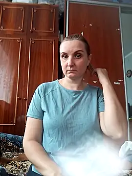 SusanGold9211 online show from 04/03/26, 10:46