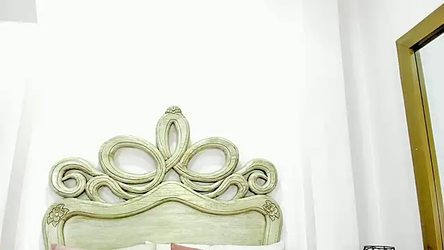 pinkmoon30 online show from 04/23/26, 12:29