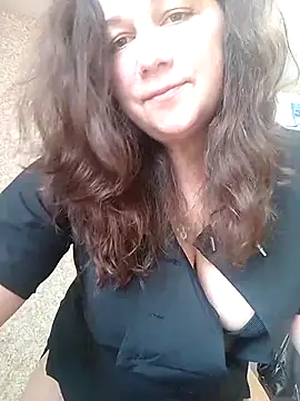 Snapshot of Susan8421 chatting on 02/24/26, 08:34 Susan8421 online show from 02/24/26, 08:34