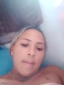 Snapshot of elane1208 chatting on 02/15/26, 07:10 elane1208 online show from 02/15/26, 07:10