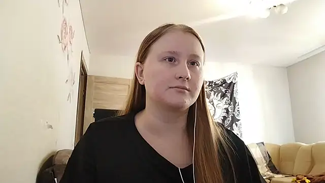 AnikaLipps online show from 04/22/26, 09:44