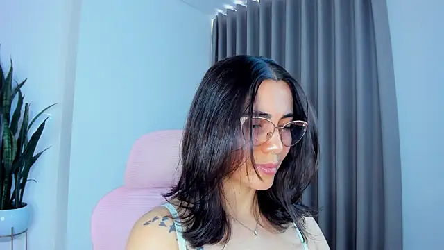 sara ospina22 online show from 04/30/26, 08:37