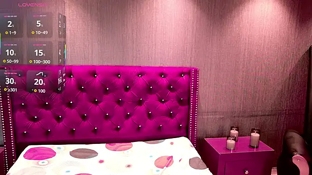 Snapshot of Kinsleybrown chatting on 02/26/26, 04:39 Kinsleybrown online show from 02/26/26, 04:39