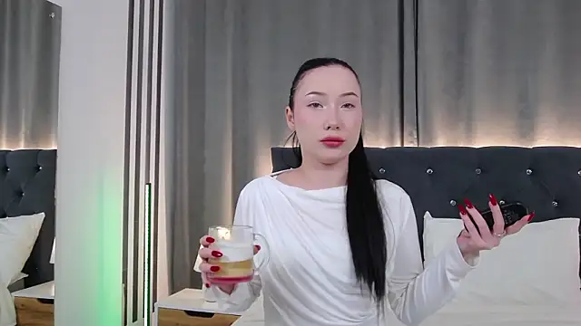 VikkyVonn online show from 03/20/26, 12:10