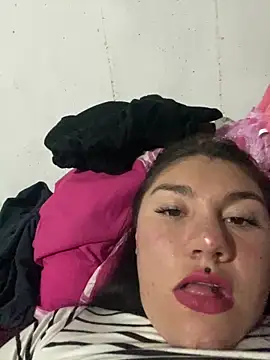 ZoE-sweettt online show from 04/21/26, 02:15