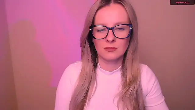 Snapshot of AnnePeach chatting on 03/01/26, 06:10 AnnePeach online show from 03/01/26, 06:10