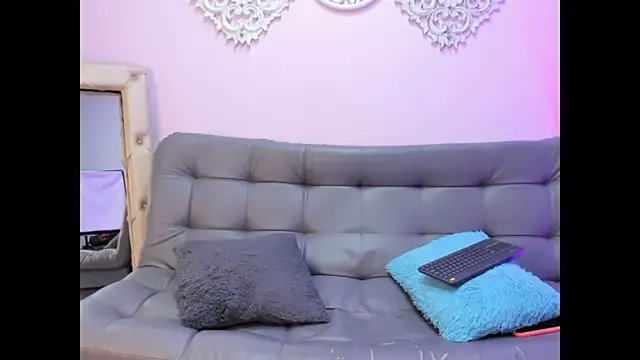 lily rose1 online show from 04/23/26, 10:12