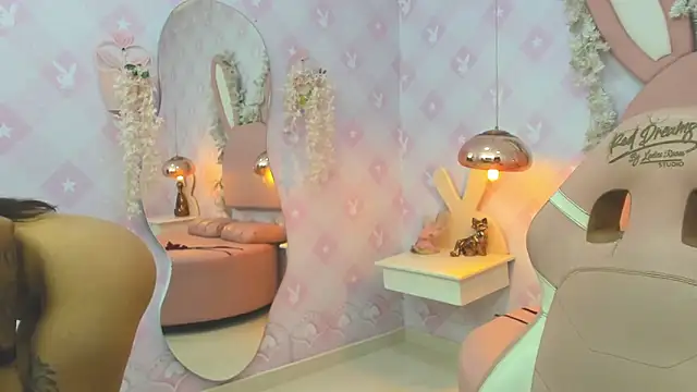 Isabellaa Rosee online show from 04/19/26, 08:00