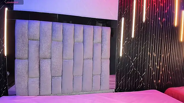 CamilaParisi online show from 04/24/26, 11:56