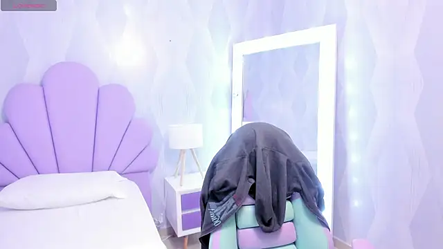 Snapshot of babysophie18_ chatting on 02/23/26, 10:12 babysophie18 online show from 02/23/26, 10:12