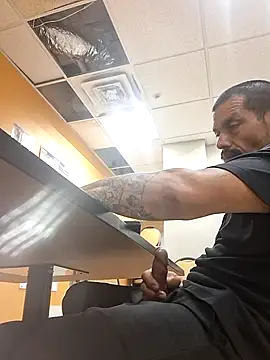 cocky210 online show from 04/23/26, 07:38