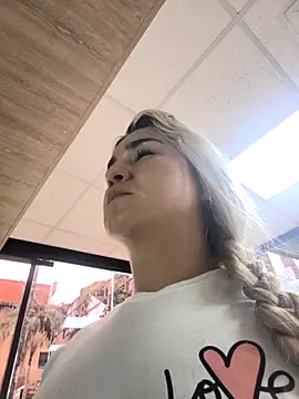 violet-grey online show from 04/08/26, 02:50