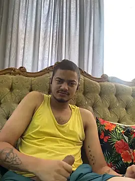 Snapshot of colouredboyfrombelhar chatting on 03/03/26, 10:21 colouredboyfrombelhar online show from 03/03/26, 10:21