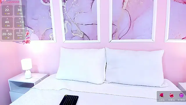 Saray Becker  online show from 03/25/26, 07:09