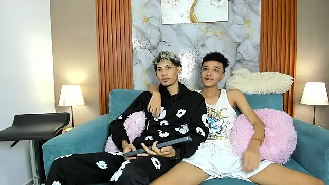 Snapshot of YOUNG_BOYS_HELL chatting on 02/20/26, 06:26 YOUNG BOYS HELL online show from 02/20/26, 06:26