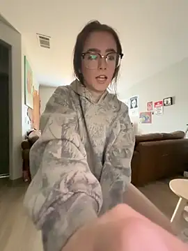 Snapshot of ash10alex chatting on 02/25/26, 06:39 ash10alex online show from 02/25/26, 06:39