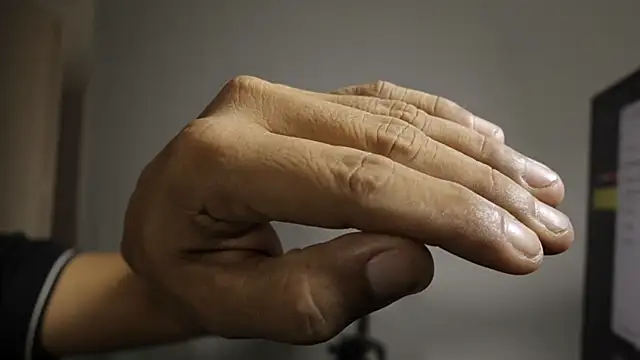 Snapshot of Im_Velora chatting on 02/15/26, 04:25 Im Velora online show from 02/15/26, 04:25