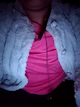 Snapshot of taniya0 chatting on 02/18/26, 05:09 taniya0 online show from 02/18/26, 05:09