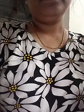 taniya0 online show from 04/24/26, 12:46