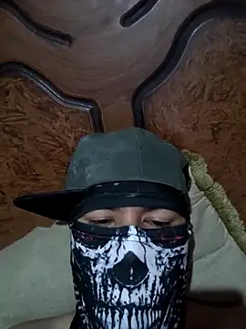 Cholo1096 online show from 04/27/26, 06:11