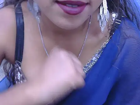 Snapshot of its-taniya chatting on 05/13/26, 03:37 its-taniya online show from 05/13/26, 03:37