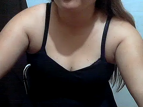 Snapshot of AsianTemptxxx chatting on 02/18/26, 11:01 AsianTemptxxx online show from 02/18/26, 11:01