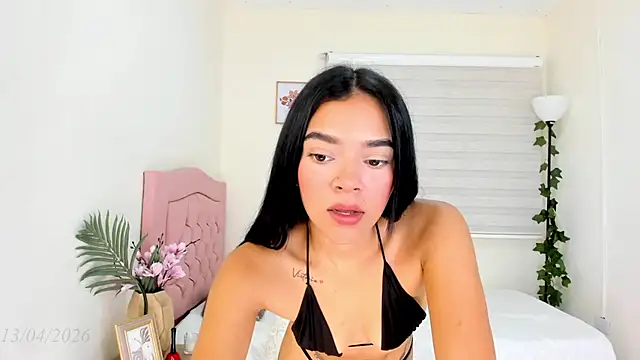 Dafne Maroto online show from 04/14/26, 12:44