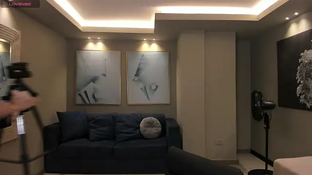 AmaraDivine online show from 04/22/26, 11:34