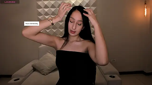 Snapshot of AmaraDivine chatting on 05/01/26, 12:10 AmaraDivine online show from 05/01/26, 12:10