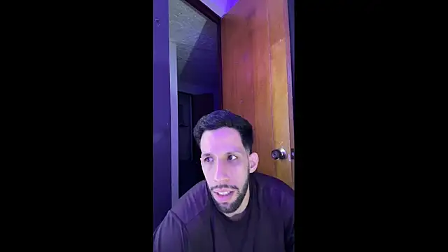 Snapshot of Karim_mansur chatting on 04/24/26, 06:16 Karim mansur online show from 04/24/26, 06:16