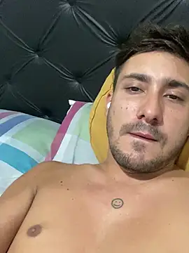 Snapshot of Heytincho chatting on 02/18/26, 09:27 Heytincho online show from 02/18/26, 09:27