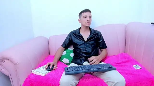 bad boy cum  online show from 04/03/26, 11:03