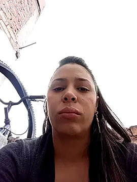 kiki milu online show from 04/07/26, 03:01