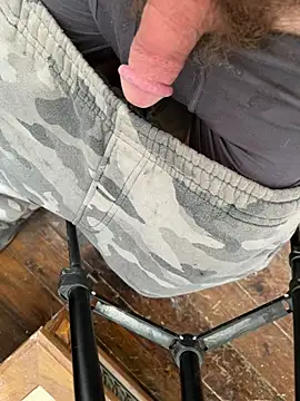 Snapshot of Outdoorsman13 chatting on 02/16/26, 05:20 Outdoorsman13 online show from 02/16/26, 05:20