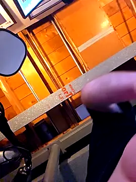 Snapshot of DLCheeks chatting on 02/15/26, 09:00 DLCheeks online show from 02/15/26, 09:00