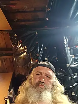 Snapshot of Crazy_Lasko chatting on 03/01/26, 10:01 Crazy Lasko online show from 03/01/26, 10:01