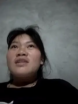 Snapshot of Baby_flower_1 chatting on 02/16/26, 08:10 Baby flower 1 online show from 02/16/26, 08:10