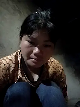 Snapshot of Baby_flower_1 chatting on 02/28/26, 11:39 Baby flower 1 online show from 02/28/26, 11:39