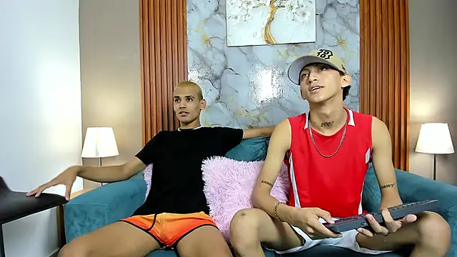 Snapshot of BOYS_PLAY chatting on 02/17/26, 08:04 BOYS PLAY online show from 02/17/26, 08:04