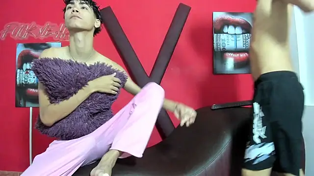 BOYS PLAY online show from 04/19/26, 05:34