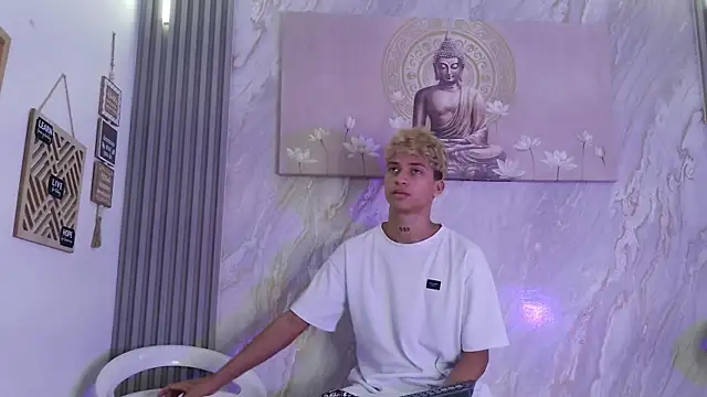 GOLD BOYS online show from 04/19/26, 08:02