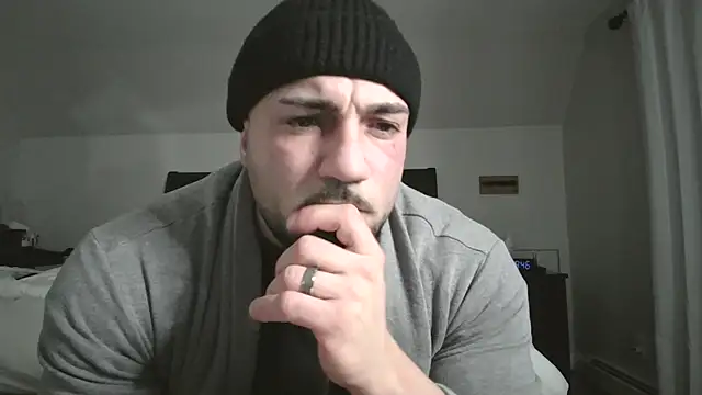 Snapshot of bigdickthicktits chatting on 03/02/26, 02:47 bigdickthicktits online show from 03/02/26, 02:47