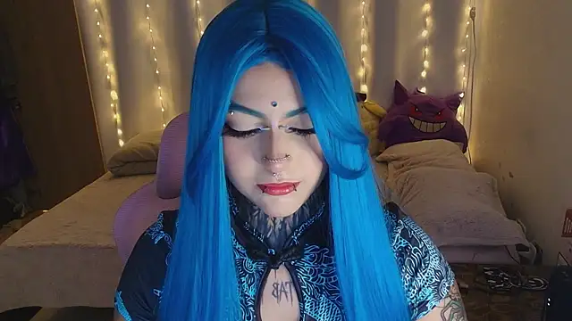 Snapshot of maliciaXpoison chatting on 02/25/26, 05:50 maliciaXpoison online show from 02/25/26, 05:50