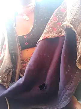 Soniya32 online show from 02/26/26, 09:52